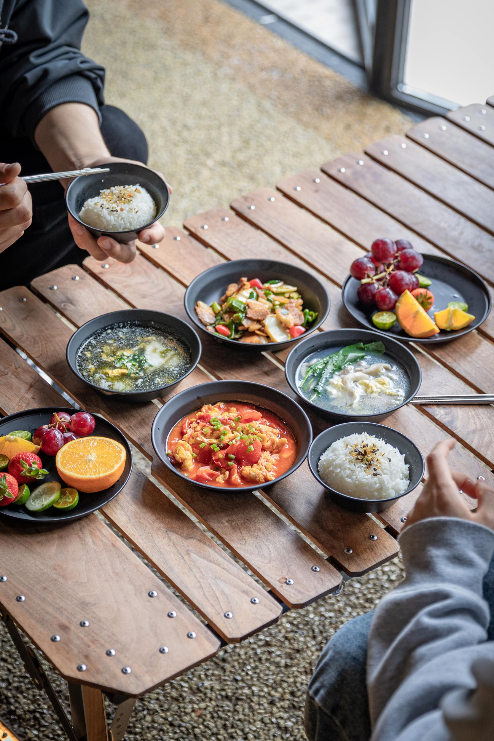 ステンレス食器セット 黒酸化チタン発色 BKS395-1S