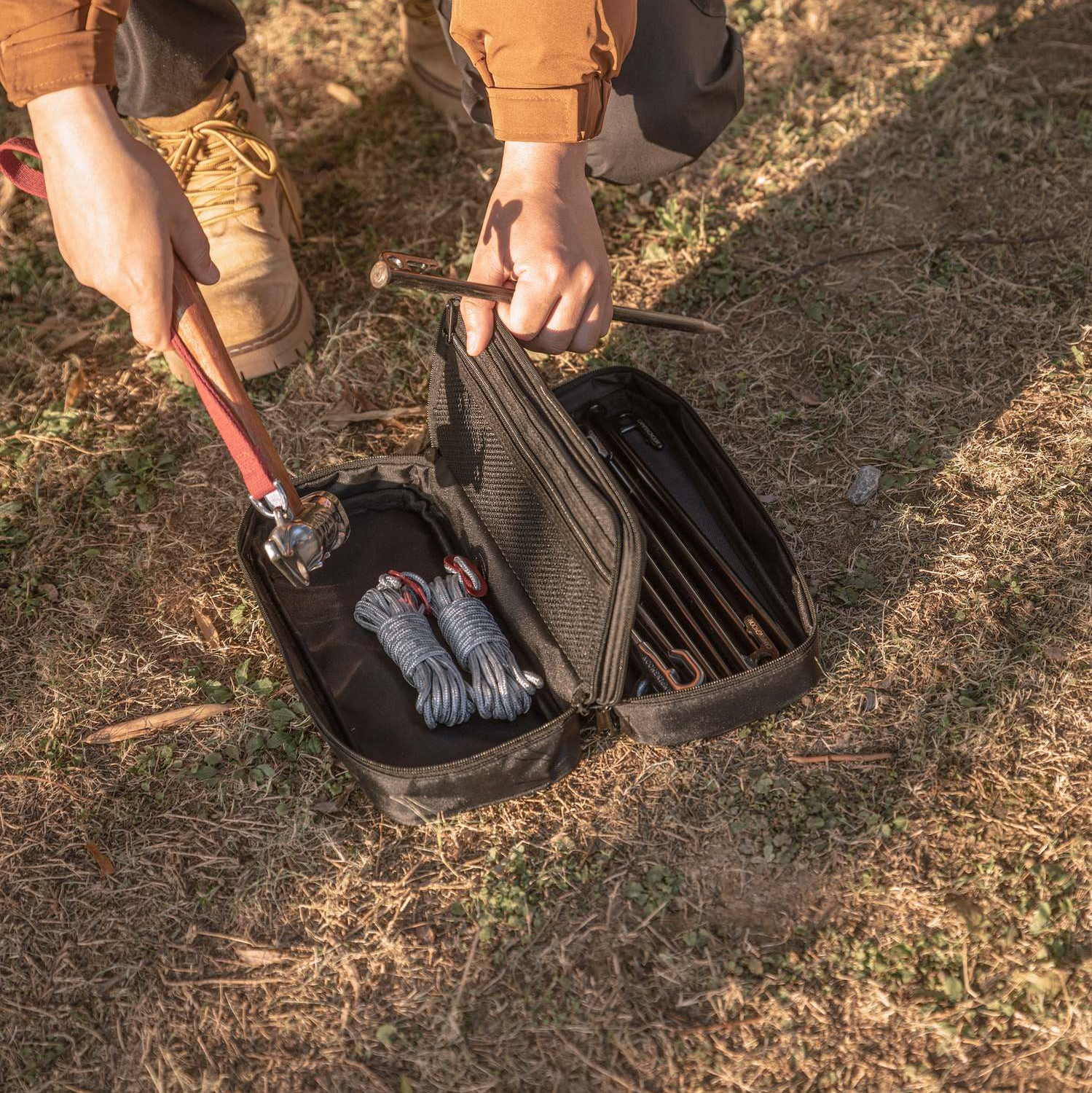 ペグ収納マルチコンテナ 30cmペグ対応 BK-30