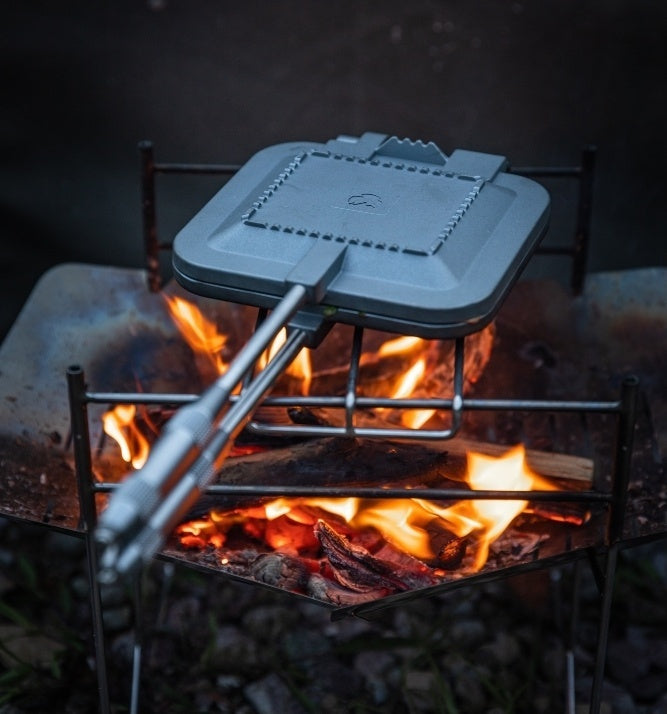 Campingmoon 直火式ホットサンドメーカー TT-1315 – 耳までカリッと