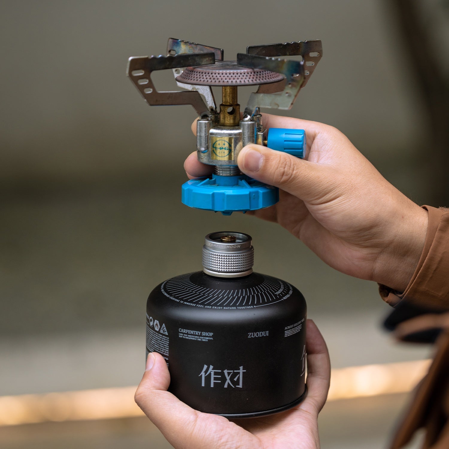 Campingmoon 変換アダプター Z08 – キャンピングガス器具でOD缶を使用